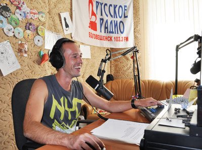 На «Русском радио» вибрали перших учасників «Караоке-битви»